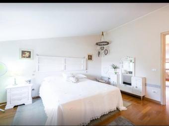 Hostal La Ruette Aux Loups