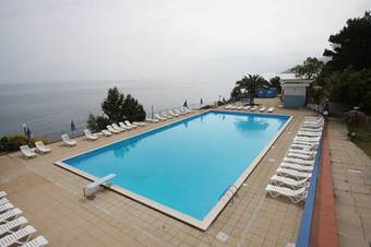 Hostal Camping & Village Rais Gerbi