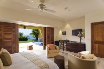 Villa Avanti - Inside Four Seasons Punta Mita