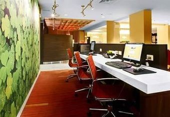 Hotel Courtyard Greenville