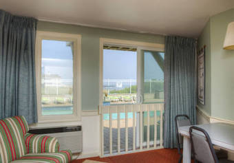 Motel The Corsair & Cross Rip Oceanfront