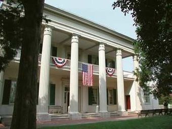 Hotel Hilton Suites Brentwood