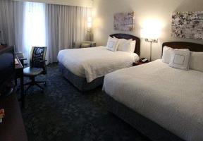 Hotel Courtyard Charlotte Matthews