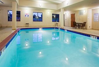 Holiday Inn Express Hotel & Suites Mount Airy