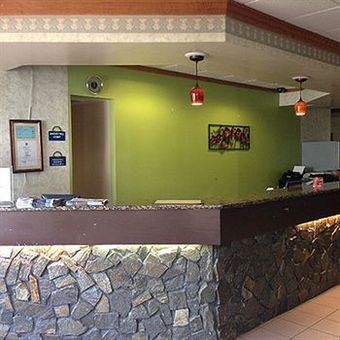 Motel Magnuson Hotel South Hill