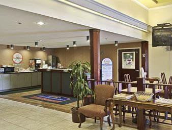 Hotel Howard Johnson Rocklin Inn & Suites