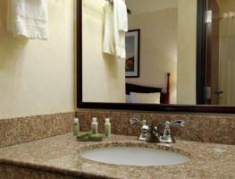 Hotel Baymont Inn & Suites Louisville South I-65
