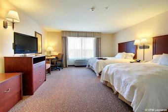 Hotel Hampton Inn & Suites West Bend