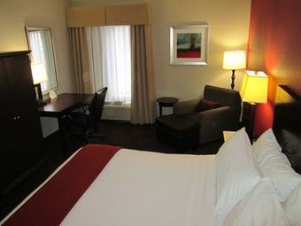 Holiday Inn Express Hotels Cloverdale (greencastle)