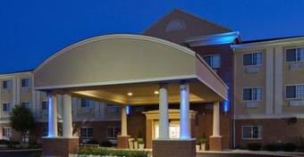Holiday Inn Express Hotel & Suites Defiance