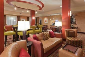 Holiday Inn Express Hotel Winona North