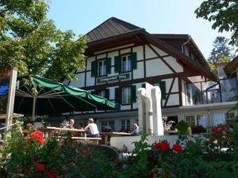 Hostal Landgasthof Lueg