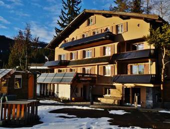 Albergue Backpacker Deluxe Hotel Capricorn