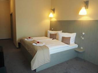 Hotel V�p?e? - D??�n