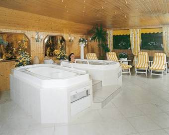 Wellness Und Romantik Hotel Helmboldt