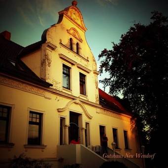 Hostal Hotel Pension Gutshaus Neu Wendorf