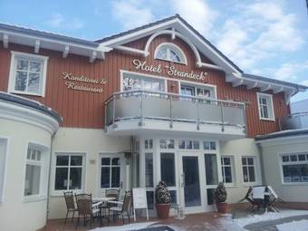 Hotel & Caf� Strandeck