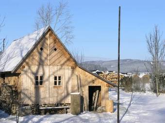 Apartm�ny ?erven� Dv?r