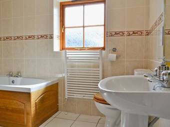 Rhyndaston Villa Cottage