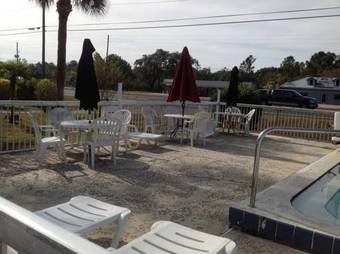 The Suwannee Gables Motel & Marina