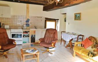 Holiday Home Saint Martin Le Mault *xii *