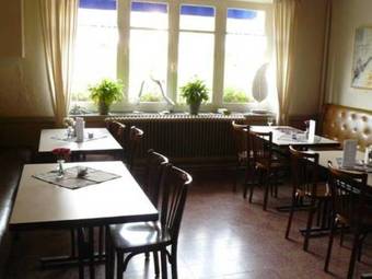 Hostal Auberge Fleurie