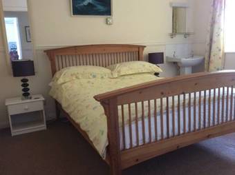 Strandways Court Apartment