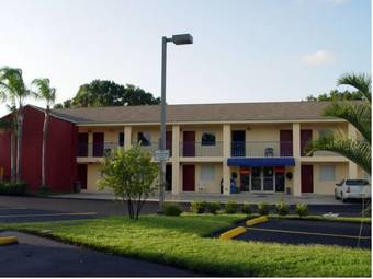 Motel Lakeview Inn & Suites Okeechobee
