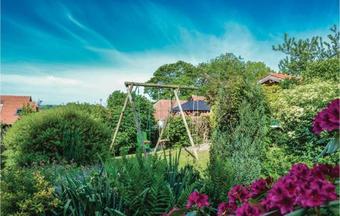 Holiday Home Auxi Le Ch�teau Rue De L'ermitage