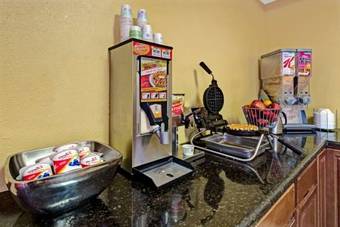 Hotel Super 8 Overland Park