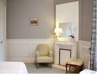 Hostal Chambres D'hotes Ch�teau D'omi�court