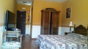 Agroturismo Alojamiento Rural La Caseria De Piedra Restaurante