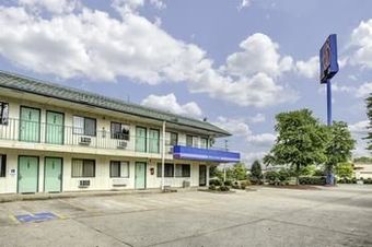 Motel 6 Nashville - Goodlettsville