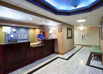 Hotel Holiday Inn Express & Suites St Clairsville