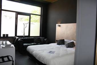 Hotel Moon Eat And Sleep