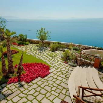Monastero Santa Rosa Hotel & Spa