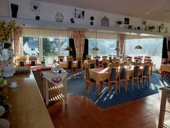 Hostal Hotel Pension J�gerstieg