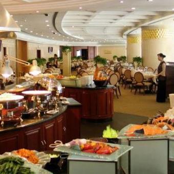 Hotel Howard Johnson Plaza