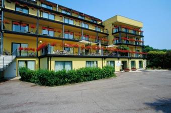 Hotel Riva Del Sole