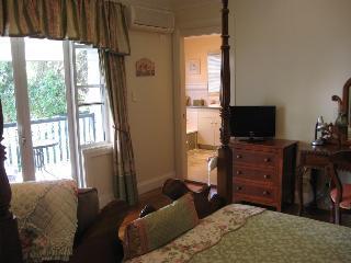 Elindale House Bed & Breakfast