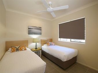 Motel Marty's @ Little Beach