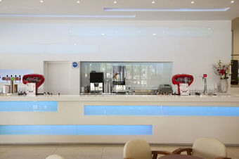 Ola Club Maioris Hotel