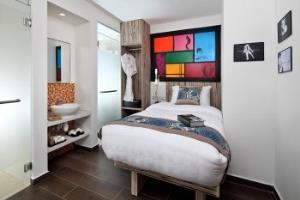 Hotel Clover The Arts