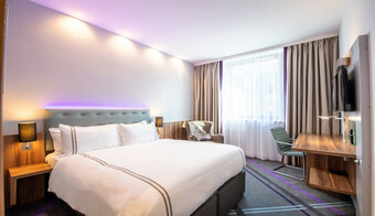Premier Inn Frankfurt City Centre Hotel