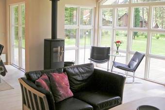 Three-bedroom Holiday Home In Nex� 28