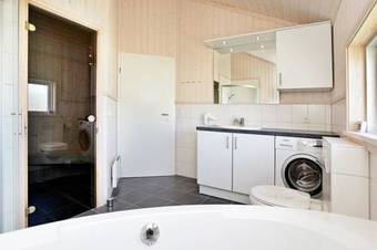 Three-bedroom Holiday Home In Gro�enbrode 6