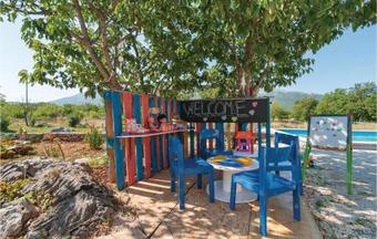 Five-bedroom Holiday Home Dugopolje With A Fireplace 03