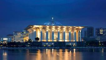 Hotel Pullman Putrajaya Lakeside