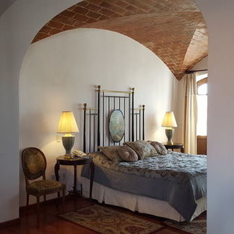 Hotel Parador Santa Maria La Real