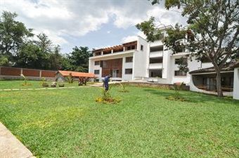 Hotel Club Du Lac Tanganyika